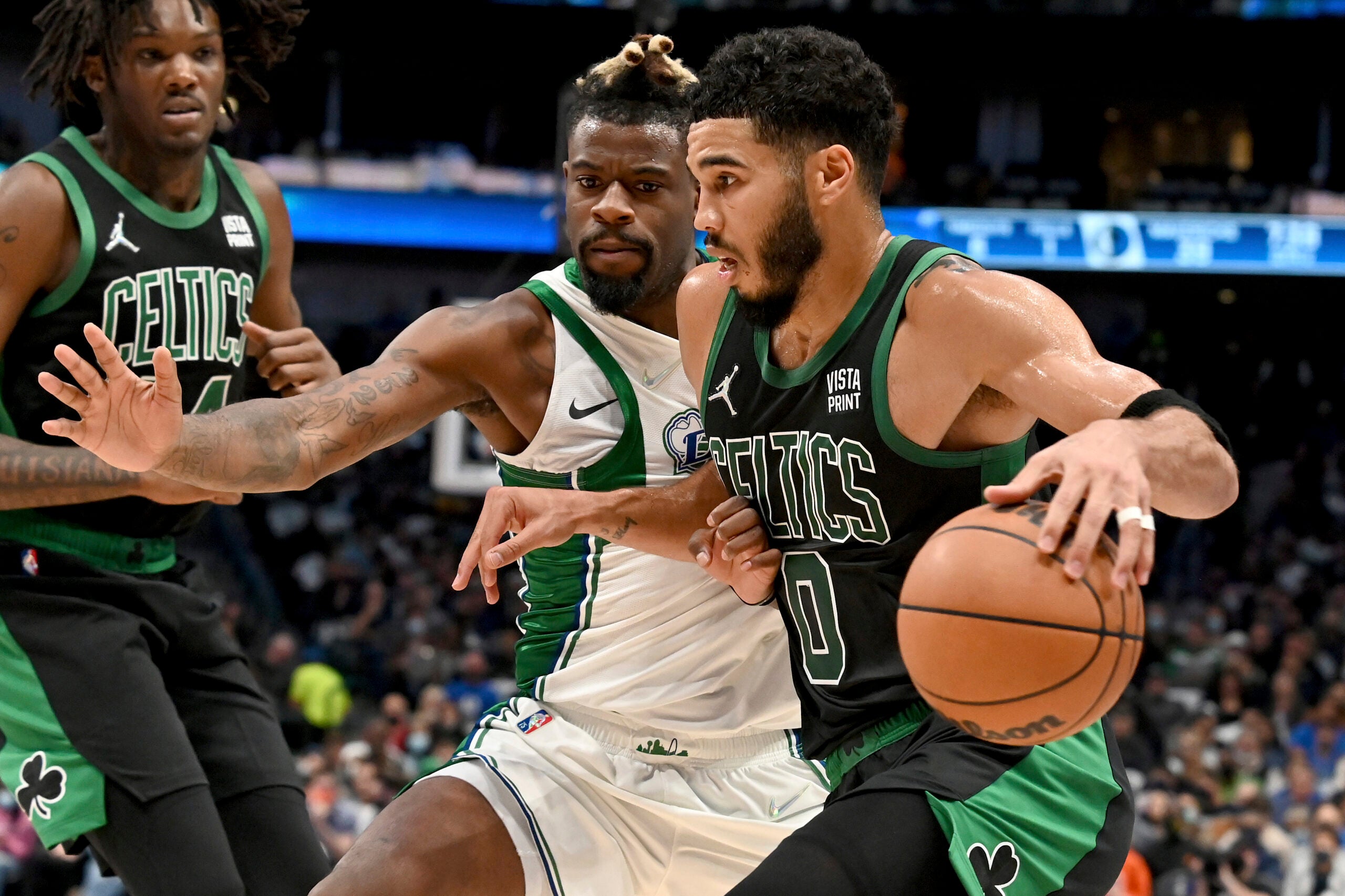 Luka Doncic, Mavericks burn Celtics in final seconds - Patabook News