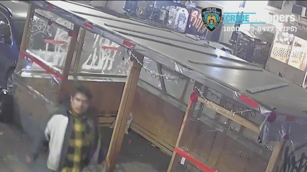 Man Accused Of Sexually Assaulting Robbing Woman Inside East Village Apartment Building Lobby 3484