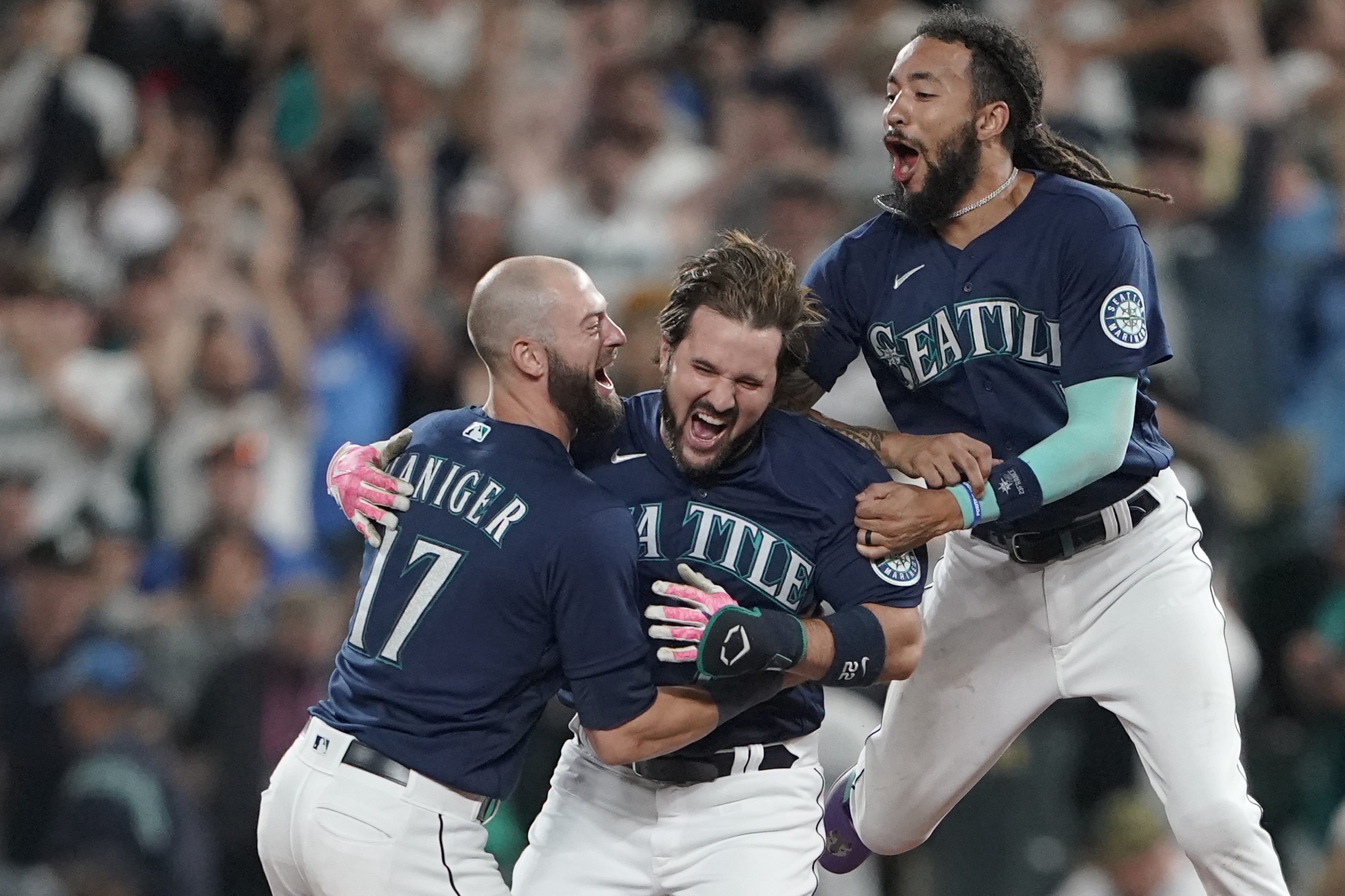 Lucky 13 Mariners top Yankees in extras for tense 10 win Patabook News