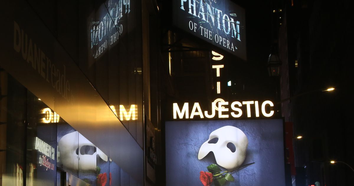 'The Phantom Of The Opera' To Close On Broadway Next Year - Patabook News