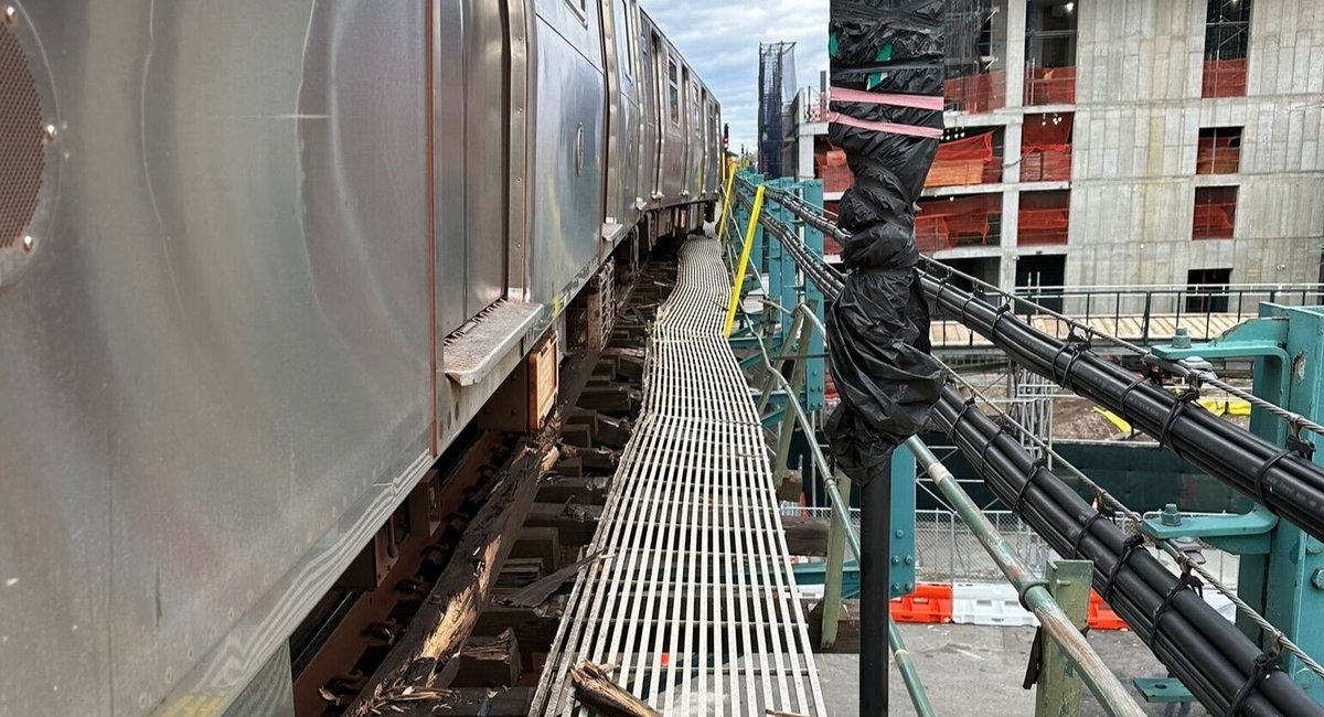 Train Derails In Brooklyn Marking Second NYC Subway Derailment Of 2024   1704955936 Fill 1200x650 