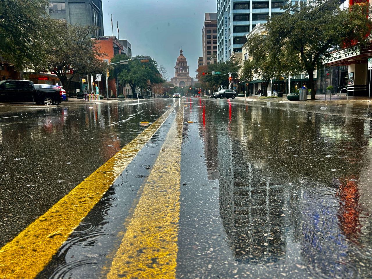 Temperatures, rain, severe storms Tracking Austin’s 2024 weather by