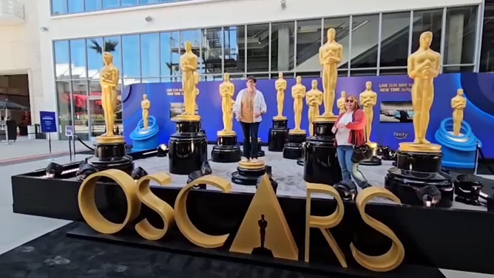 Oscars 2024 Step into the spotlight with this free fan photoop