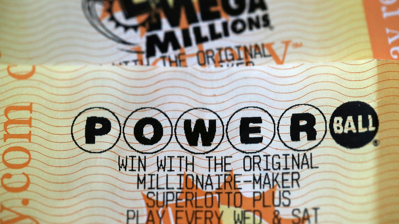Winner of 1.08 billion Powerball jackpot in California revealed
