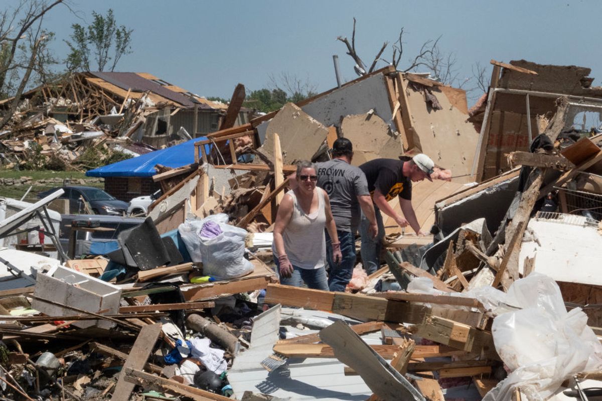 Severe Memorial Day storms leave at least 20 dead across U.S. midSouth