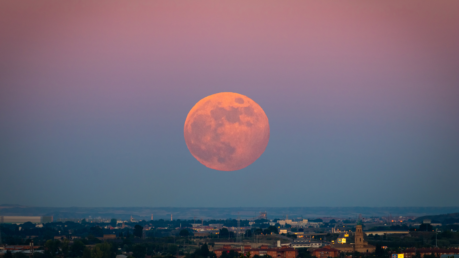 June full moon What the solstice strawberry moon means for your zodiac