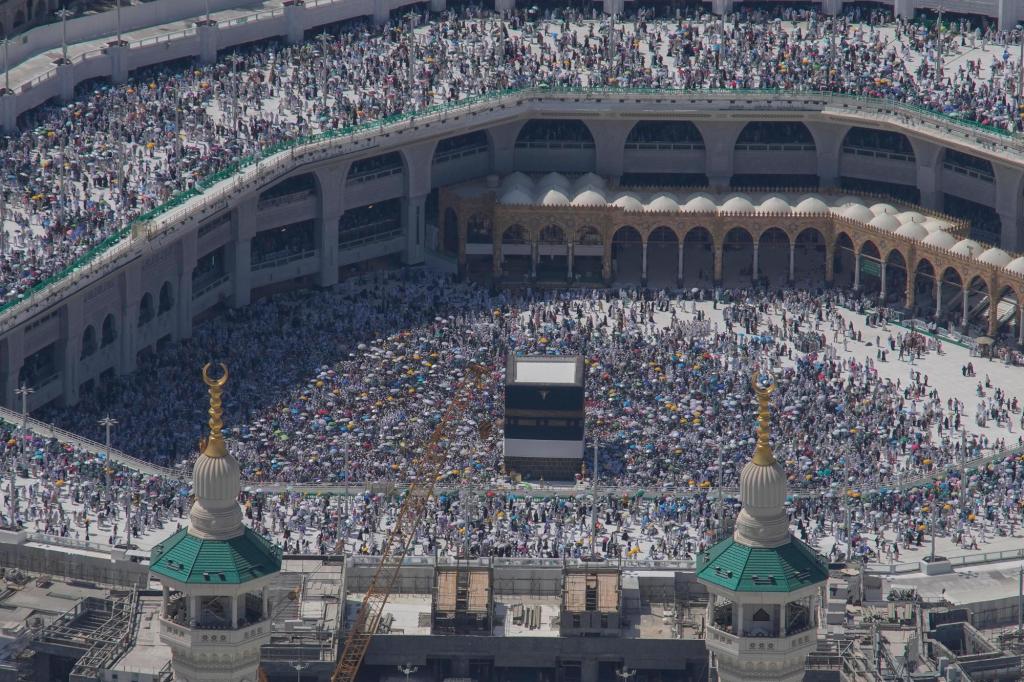 Over 1,000 pilgrims died during Hajj pilgrimage in Saudi Arabia