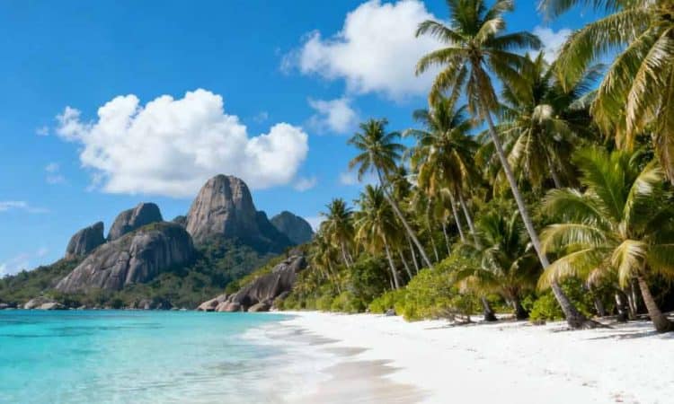 Pulau Nikoi: Surga Tropis di Kepulauan Riau